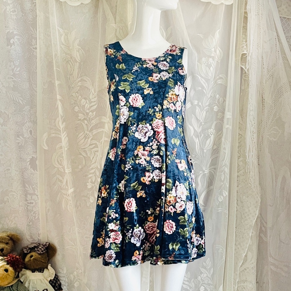 Beautees Floral Navy Velvet Dress